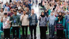 Anggota DPR RI Hj Mariana, Sosialisasikan program Makan Bergizi yang dilaksanakan di Gedung Hafiyun, Banjarmasin pada Kamis (9/10).