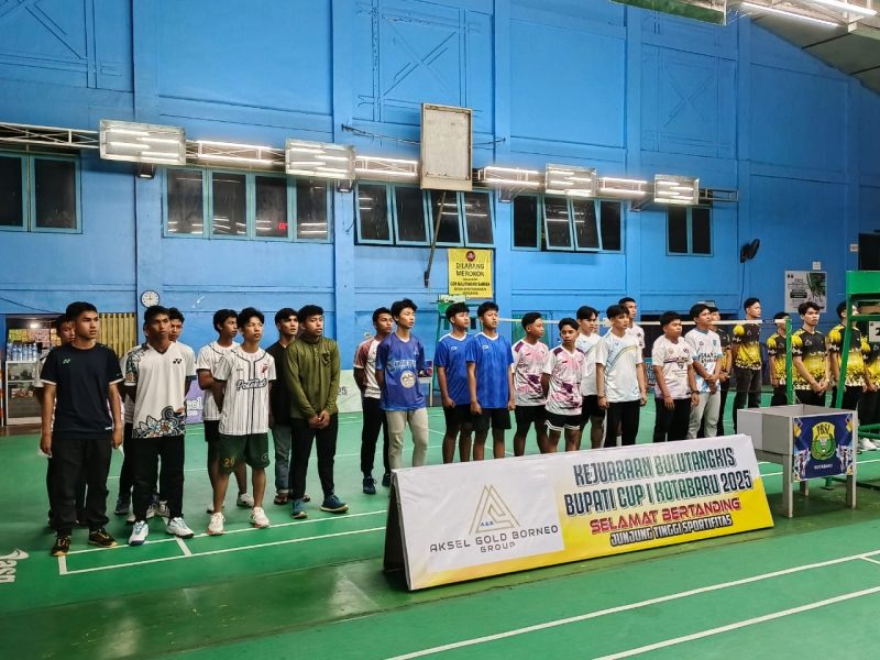 Dinas Pariwisata Pemuda dan Olahraga, secara resmi membuka Kejuaraan Bulutangkis STKIP PB Cup Competition 2025, di Gor Bamega.