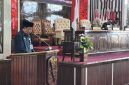 Asisten Administrasi Umum, Slamet Riyadi, S.Pd., M.Ed., sampaikan dua buah Raperda dalam rapat Paripurna Masa Persidangan Satu Rapat ke- 31, yang bertempat di Ruang Rapat Paripurna DPRD Kotabaru.