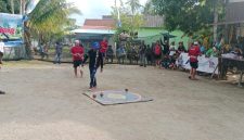 Suasana Lomba Bagasing Kampung Nelayan di Desa Sarang Tiung