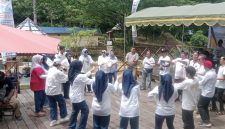 Kecamatan Pulau laut Utara Family Gathering bersama Aparat Desa di kawasan Objek wisata Air Terjun Tumpang Dua sebelimbingan