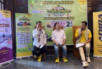 Pimpinan Adira Batulicin dan Regional Saat Sampaikan Keunggulan Adira Finance serta Akan Diadakannya Adira Expo di Kecamatan Angsana Kabupaten Tanah Bumbu